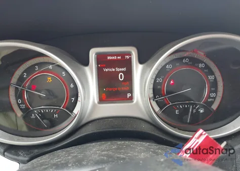 2020 Dodge Journey Se Value z USA, uszkodzony, nr VIN 3C4PDCAB1LT243473